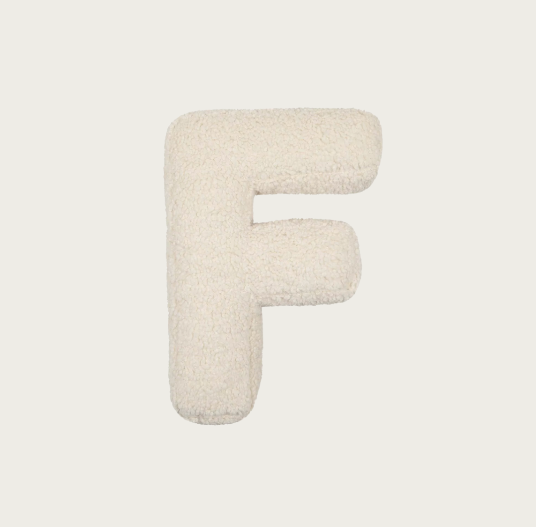 Pernă cu monogramă