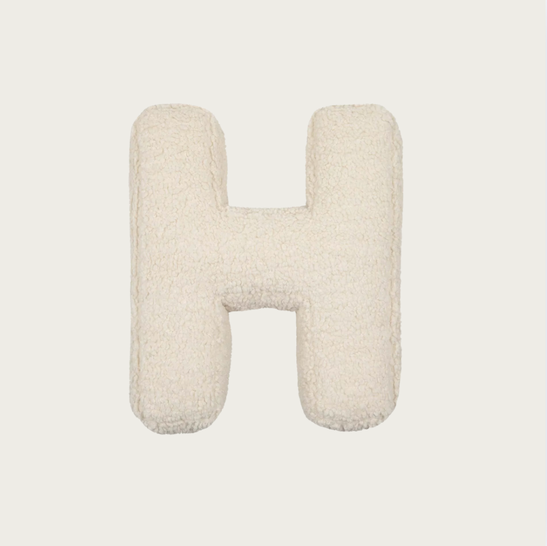 Pernă cu monogramă