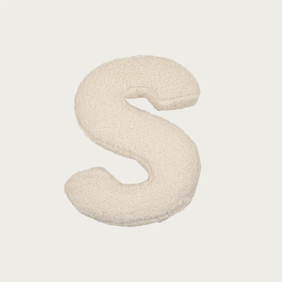 Pernă cu monogramă